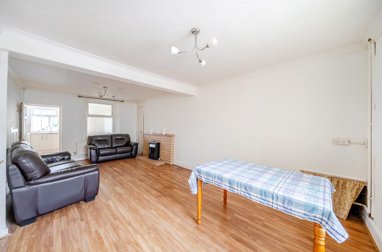 Clase Road, Morriston, Swansea, SA6 8DS